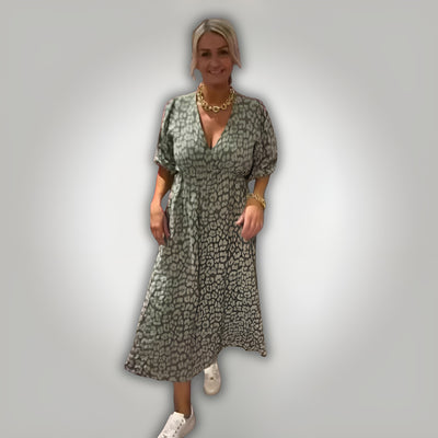 Amalou™ | Flattering Loose Fit Comfort Dress